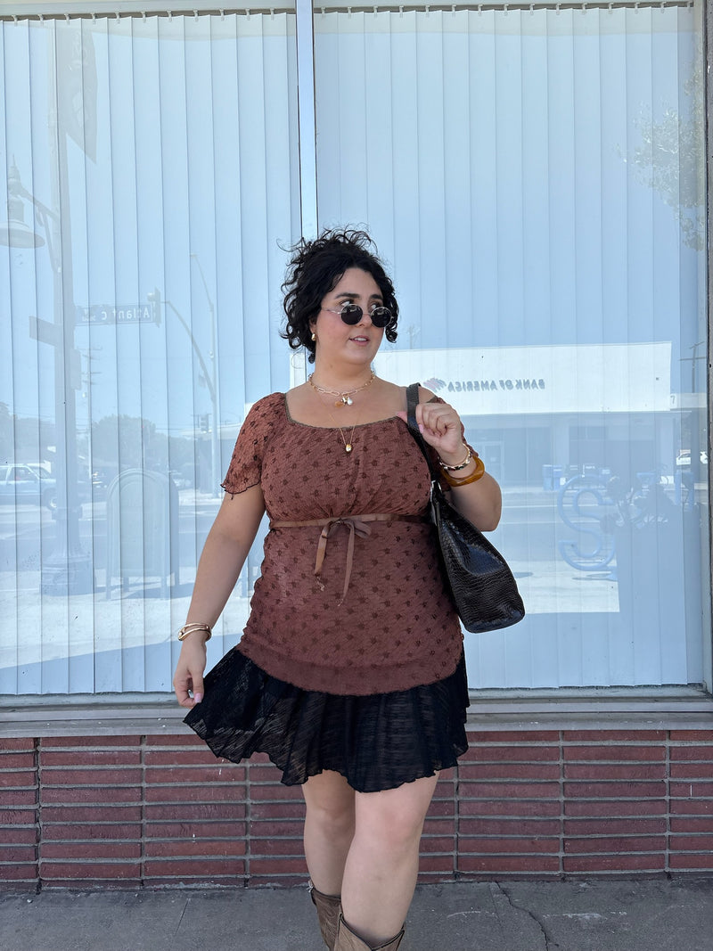 Plus Size Lace Mini Skort