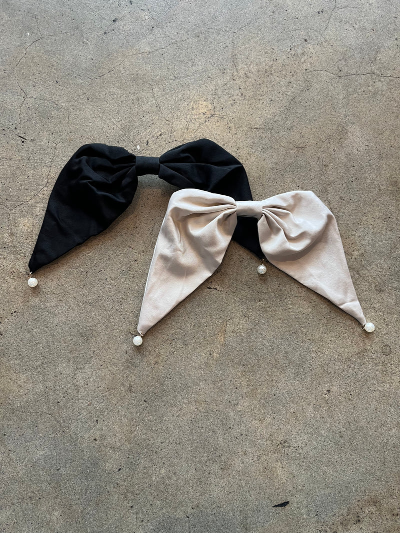 Double Pearl Bow Clip
