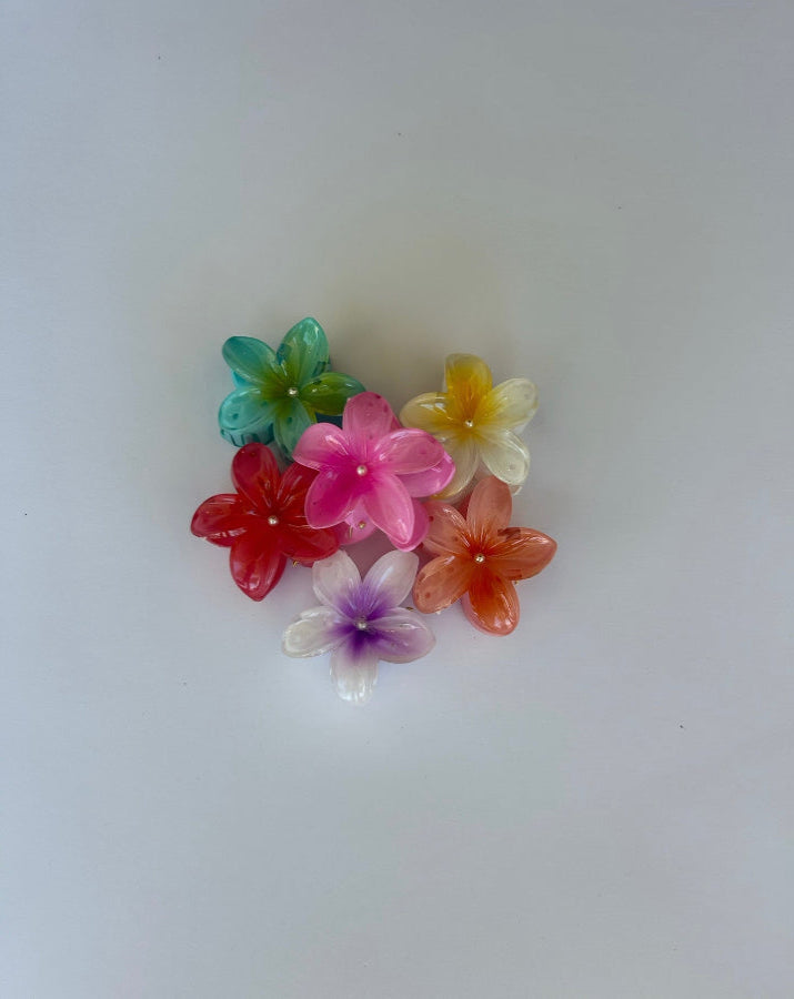 Hawaiin Flower Claw Clips