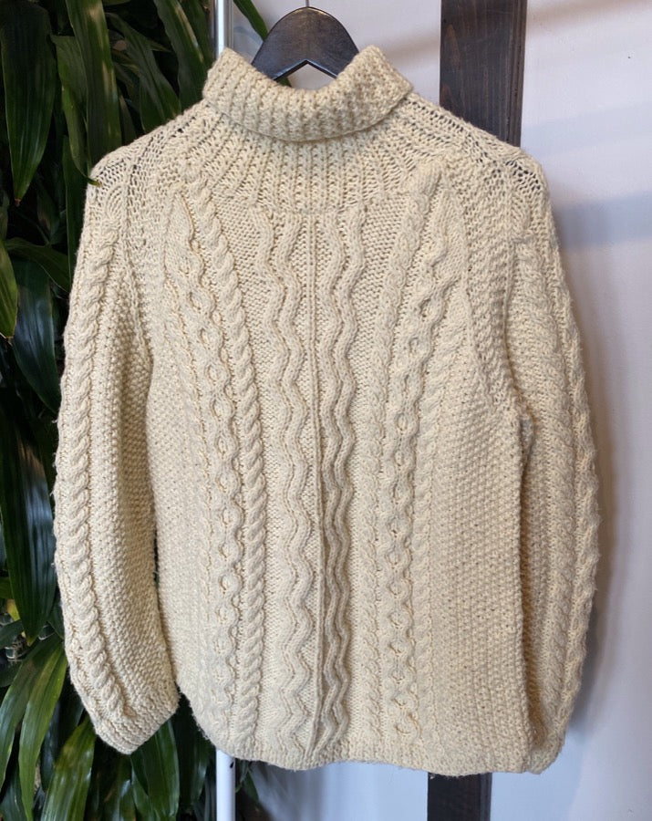 Vintage Ivory Cable Knit Turtleneck